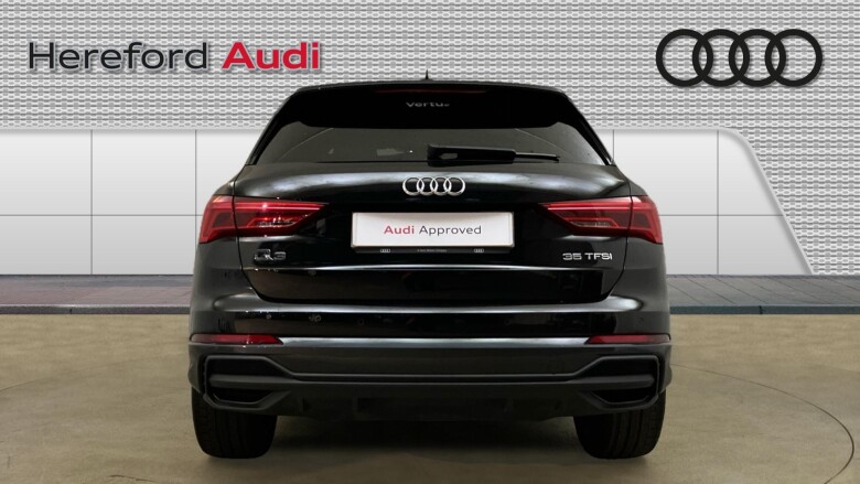 Audi Q3 35 TFSI Black Edition 5dr Petrol Estate